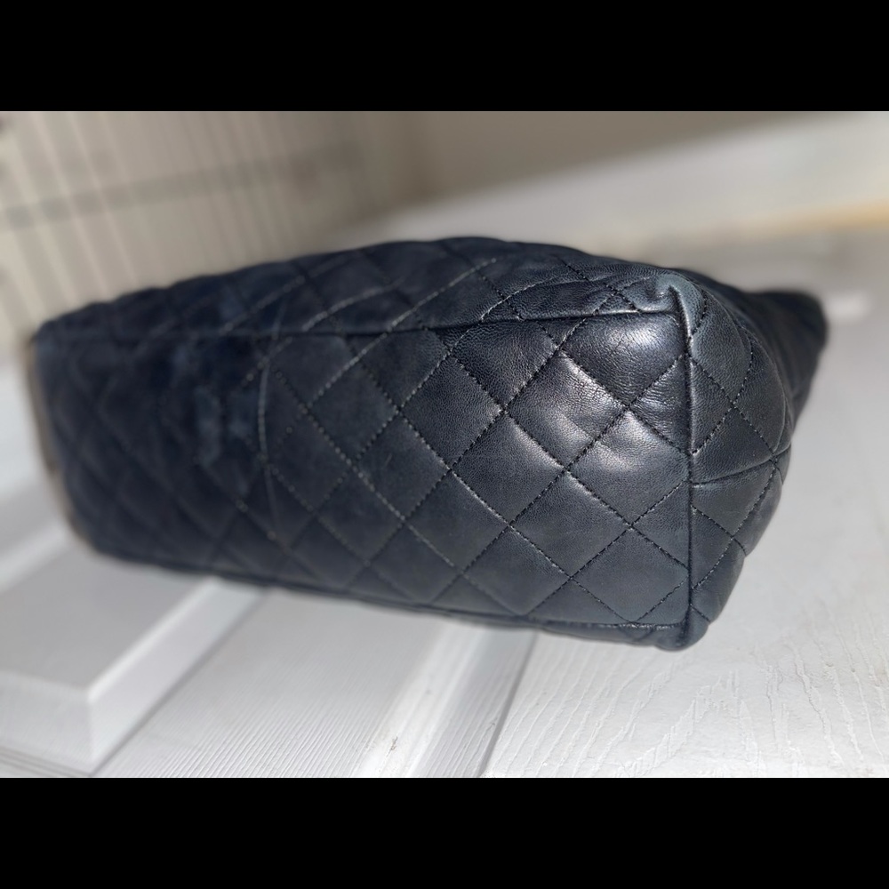 Dkny Quilted Black Tote/ Matching Wallet Gem